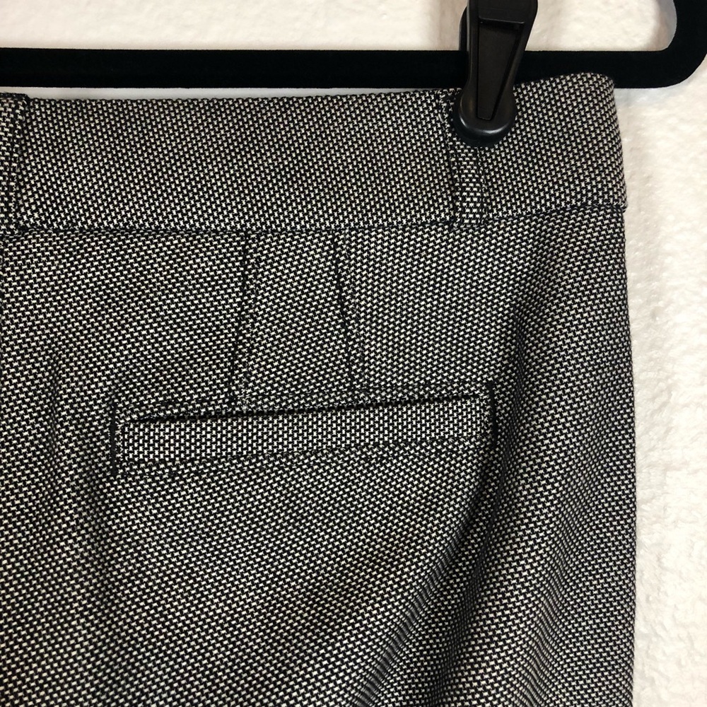 Banana Republic black white Sloan cropped pants 2 - Picture 2 of 8